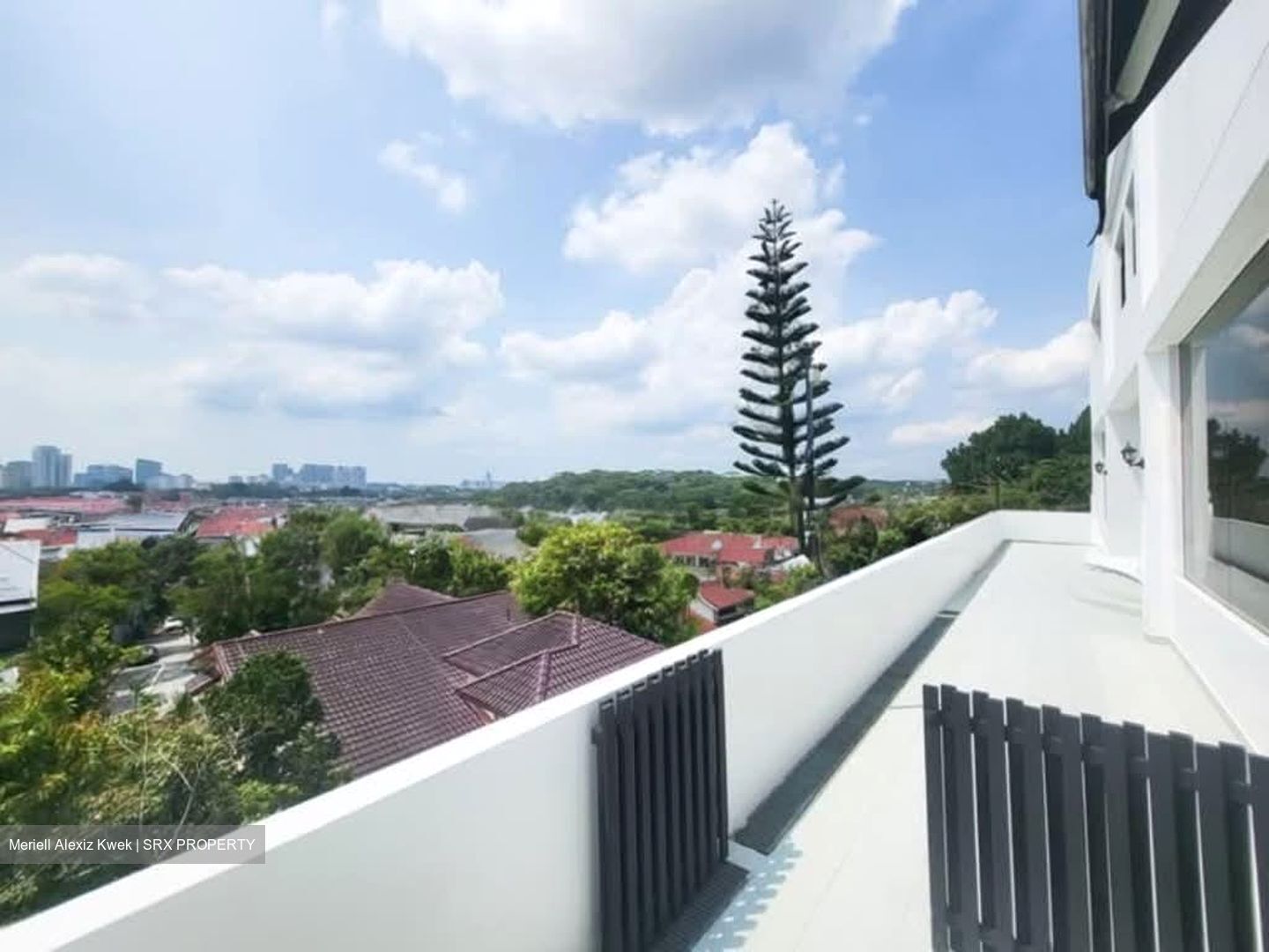Fifth Avenue (D10), Detached #544435221